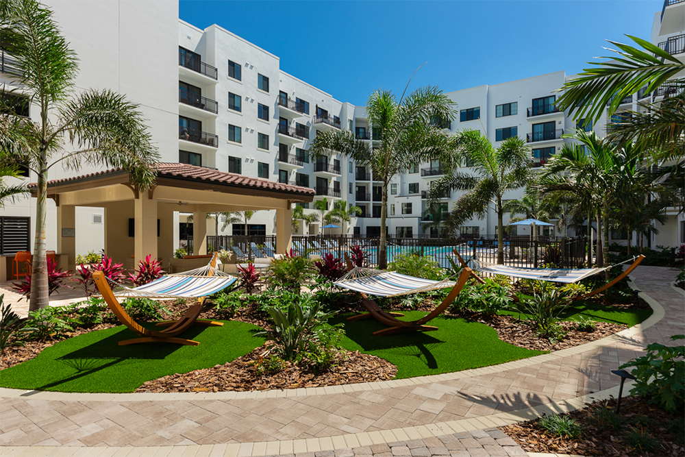 imgi_125_500-Ocean-Ext-BBQ-3