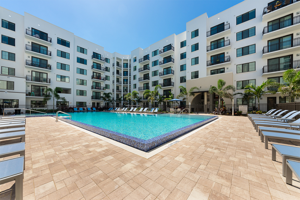 imgi_146_500-Ocean-Ext-Pool-2_-1